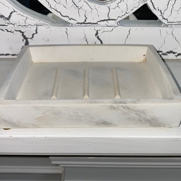 Marble Look Soap Dish or Trinket Tray - Picture 2 of 7